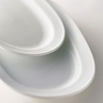 FORM 98 PLATTER OVAL W/RIM 38X26CM - Image 2