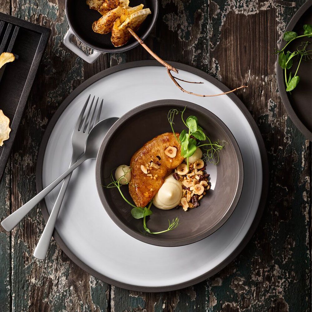 Renew Flat Plate 28cm White Soteriou Professional