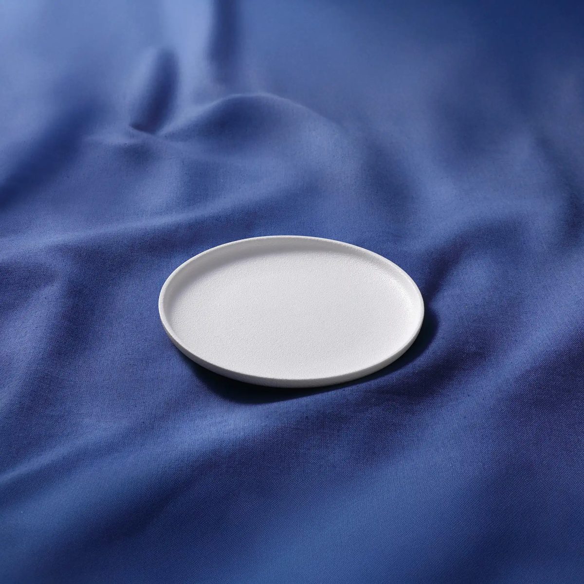 UNIVERSE WHITE PLATE FLAT 19CM - Image 2